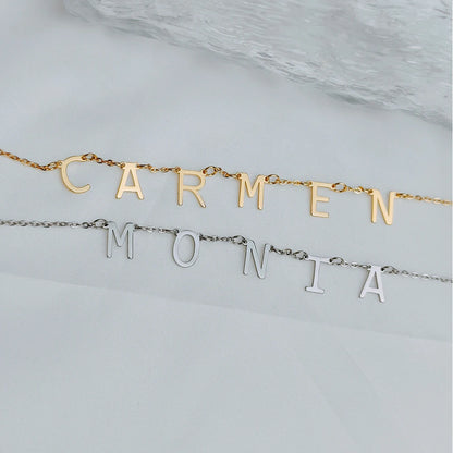 Middle Heart Necklace